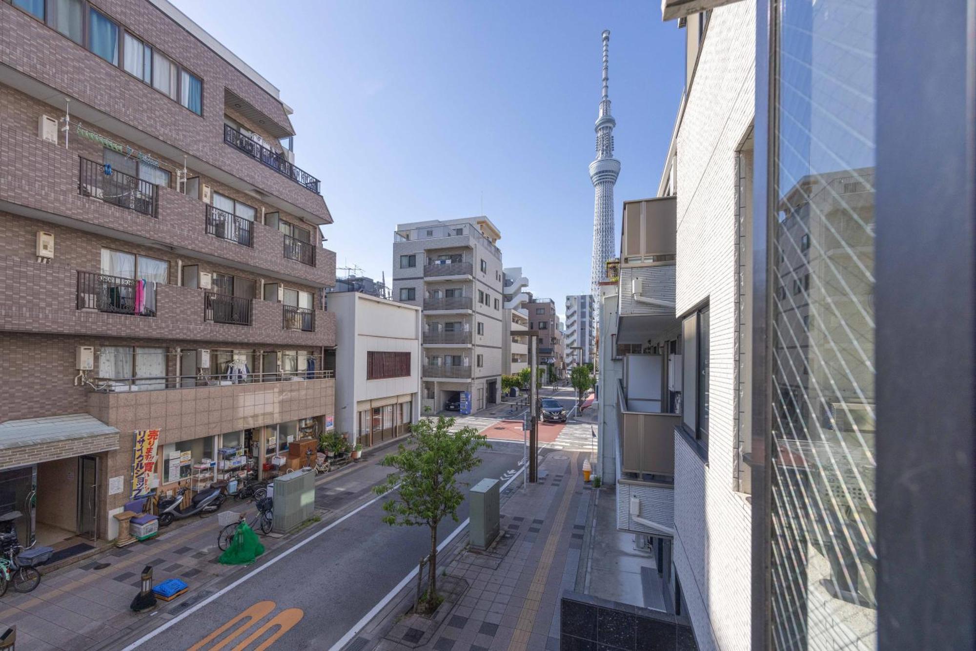Апартаменты Skytree View Kinshicho - Self Check-In Only Токио Экстерьер фото